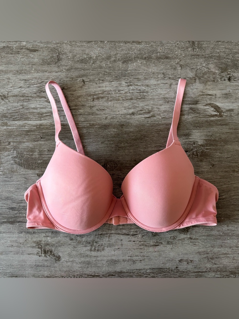 Victoria’s Secret PINK Bra Wear Everywhere Push Up Bra Pink Womens 38B Classic